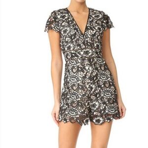Alice & Olivia Tinsley Romper size 0